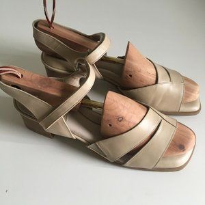 Ladies Tan Leather Latex Sandals